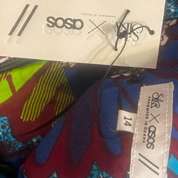 Sika Strapless Fit & Flare Dress - Floral Ghanian Print - Picture 16 of 16